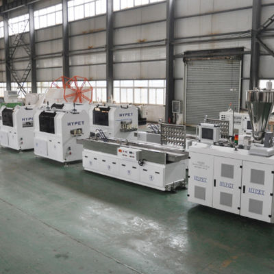 Shenzhen HYPET phổ biến PVC dây ống dẫn cáp máy ép với máy đâm và máy khe