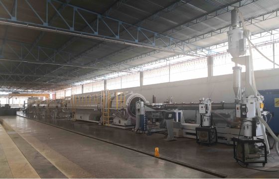 شراء 400mm -1000mm أنابيب HDPE PE البلاستيكية تصنيع آلات خط الإنتاج مع محرك SJ150/38 الكبير واحد خرطوم الصدر 400kW و 1400kg / h online manufacture