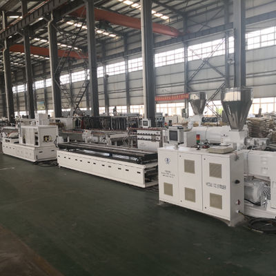 Купить Shenzhen HYPET One Step PE WPC Decking Making Extrusion Machine Line /WPC Co Extrusion Production Line Производитель online manufacture
