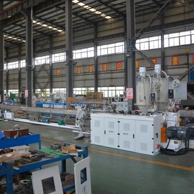 comprar Línea de producción de tuberías estándar CE de 110-250 mm HDPE online manufacture